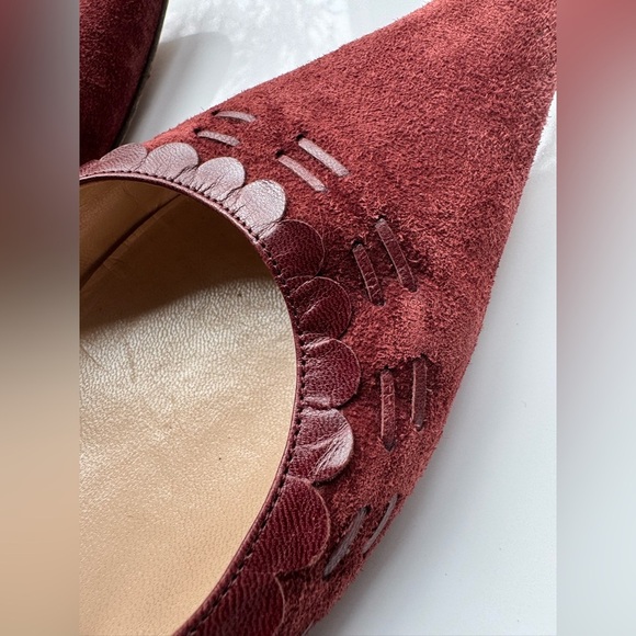 Manolo Blahnik Burgundy Suede Pointed Toe Flats Size 38.5 (8 US) - Picture 8 of 8